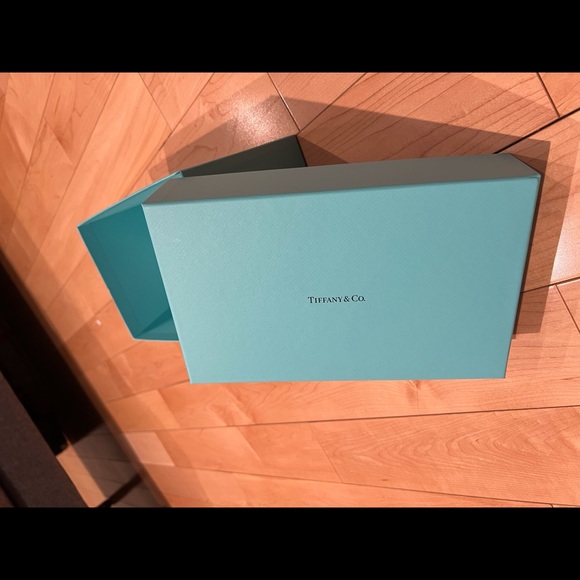 Tiffany box 10x6x6 - Picture 3 of 3